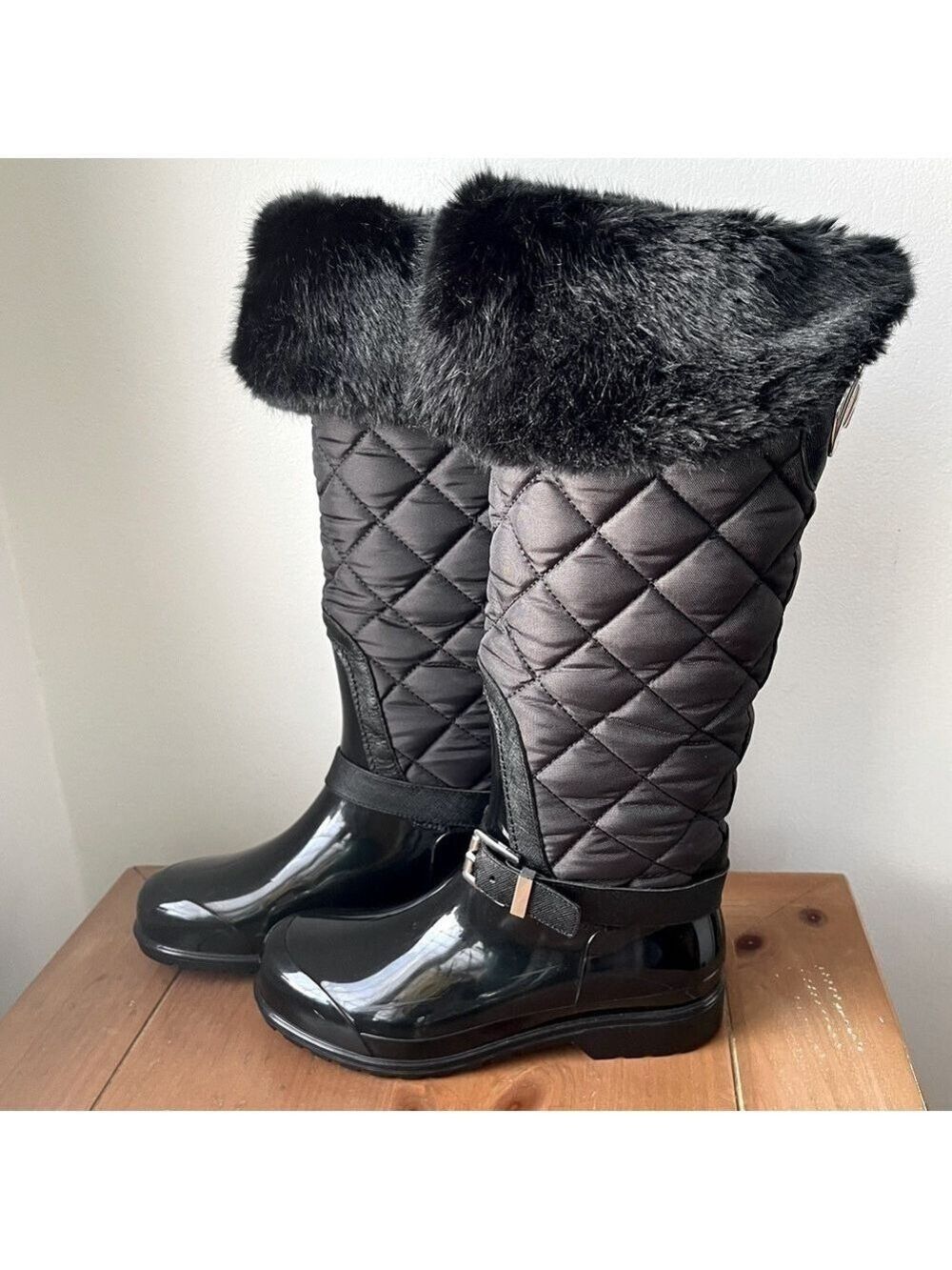 MICHAEL Michael Kors Women’s Fulton Harness Quilted Tall Fur Rainboots Black 6